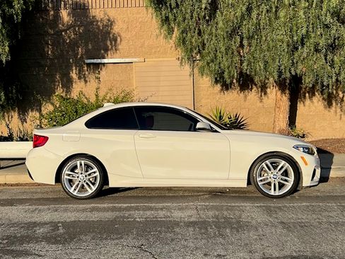 Used 2015 BMW 228i Coupe image 9