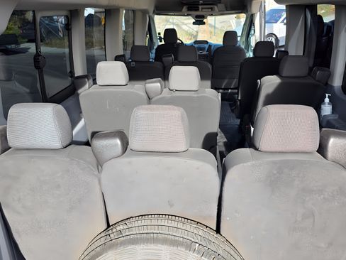 Used 2017 Ford Transit 350 XLT image 10
