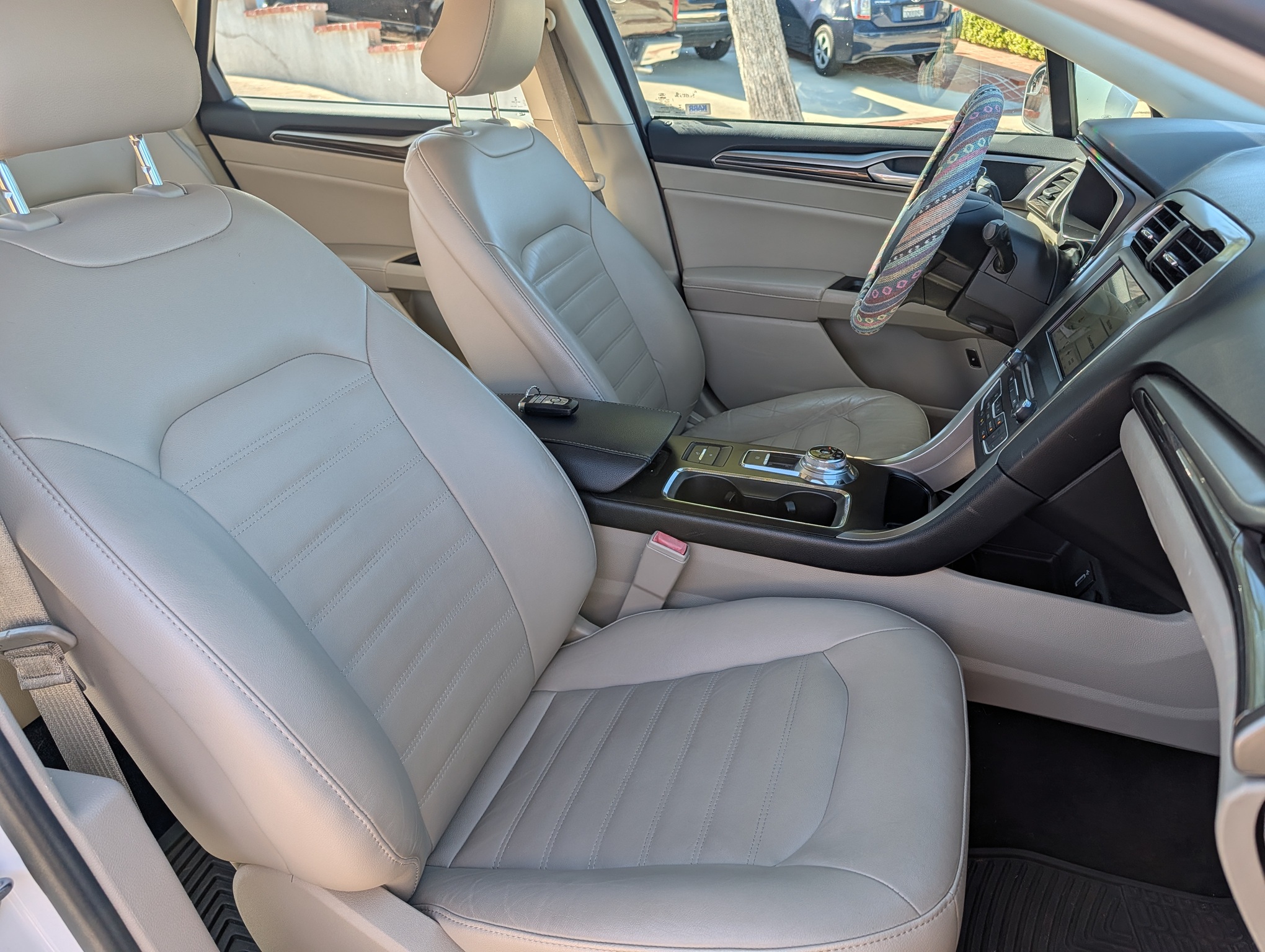 Used 2018 Ford Fusion Energi SE FWD image 13