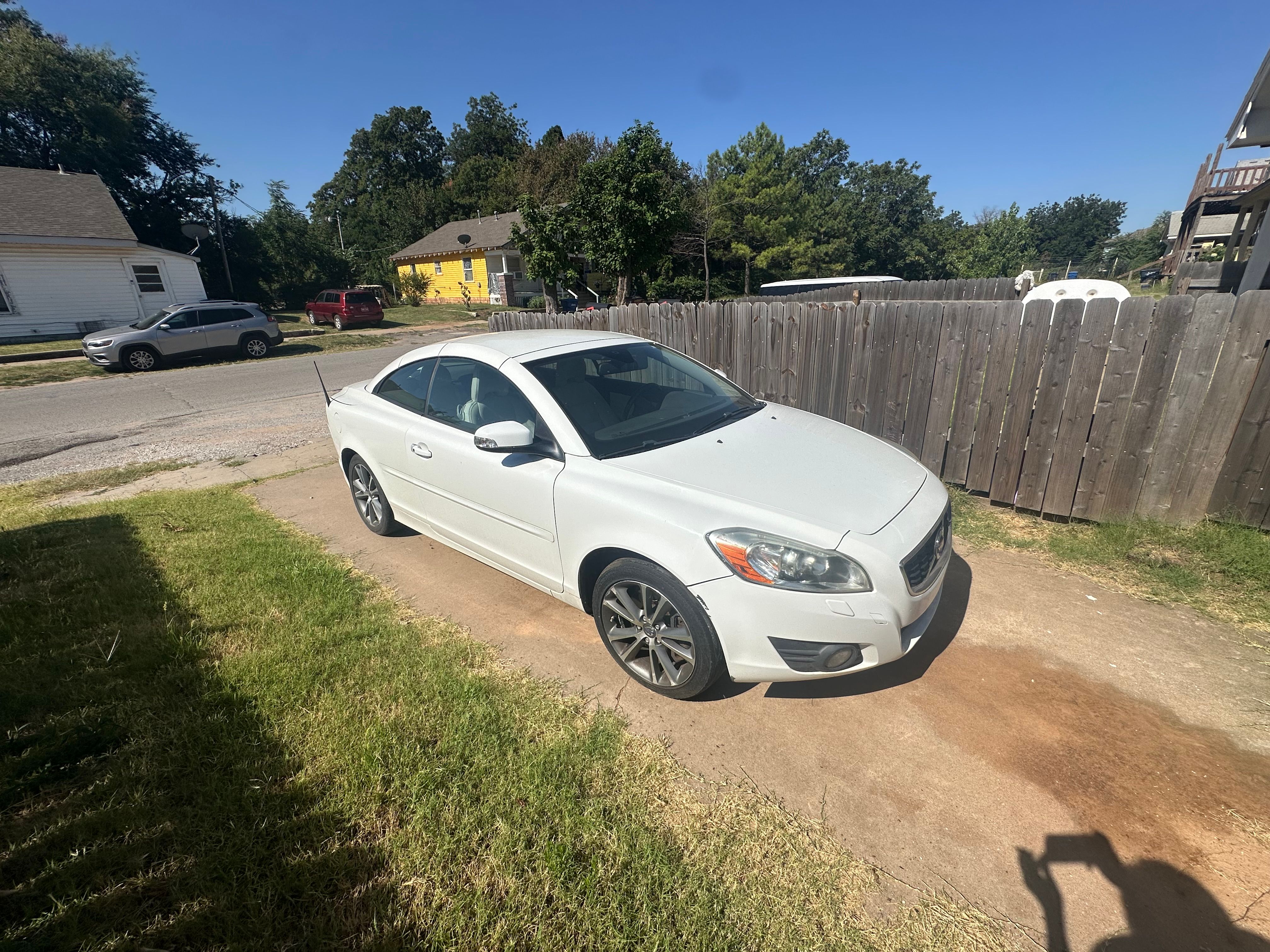 Used 2011 Volvo C70 T5 FWD image 5