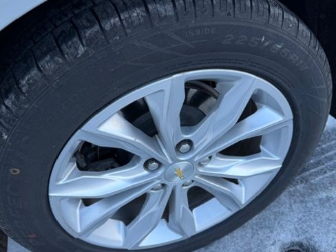 Used 2022 Chevrolet Malibu LT image 5