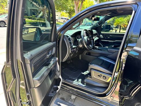 Used 2021 RAM 1500 Limited w/ Night Edition AWD/4WD image 9
