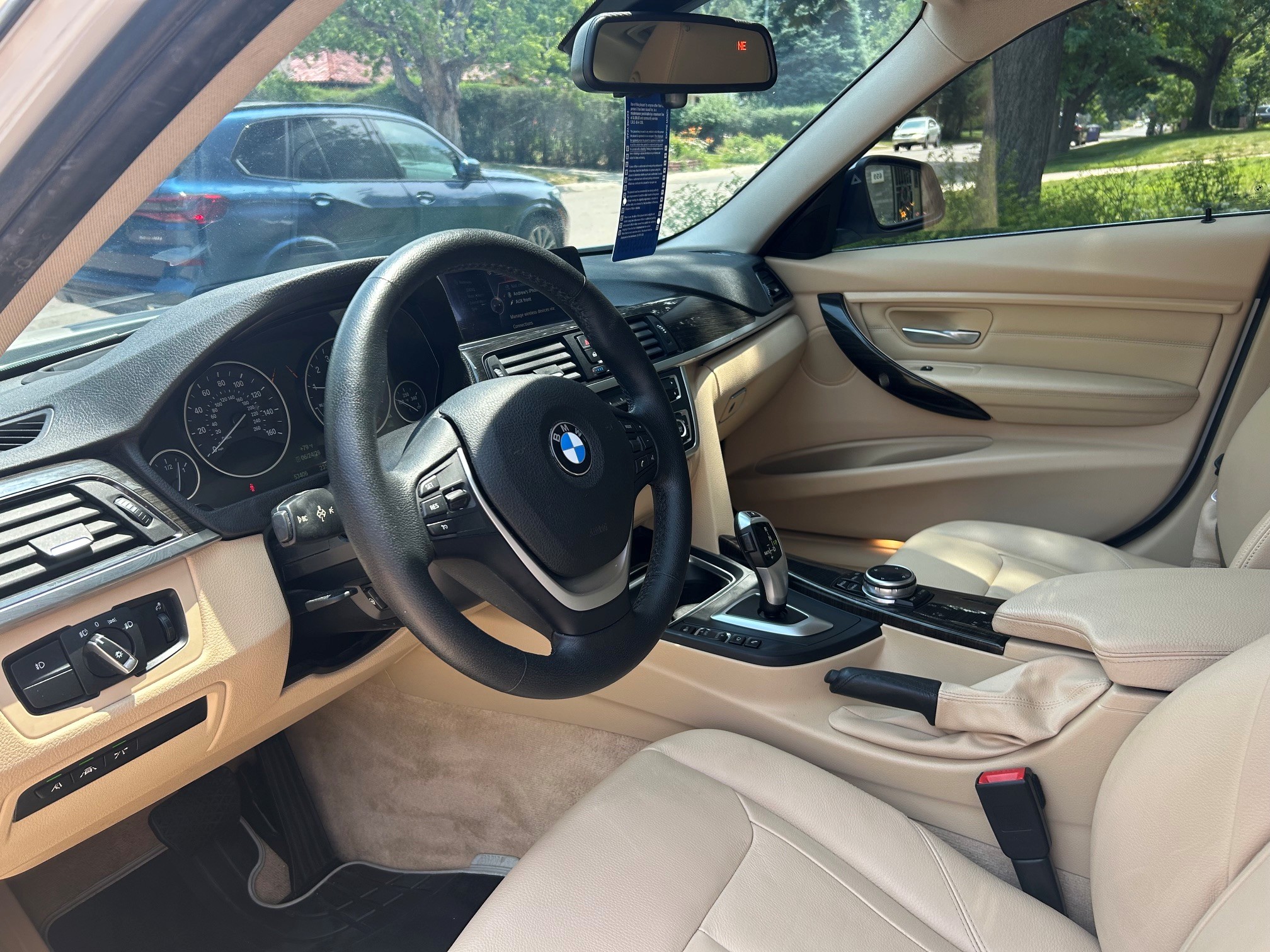 Used 2015 BMW 335i xDrive Sedan AWD/4WD image 4