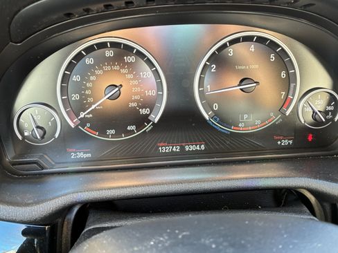 Used 2017 BMW X3 xDrive28i image 9