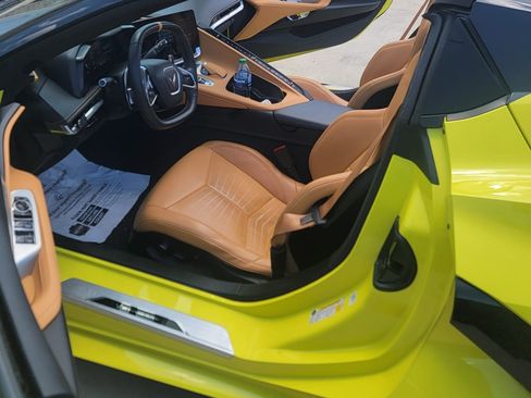 Used 2022 Chevrolet Corvette Stingray Preferred Conv w/ Z51 Performance Package image 8