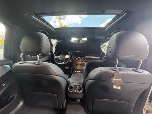 Used 2019 Mercedes-Benz C 300 Sedan image 14