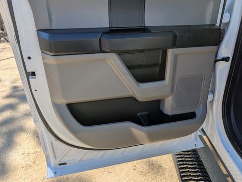 Used 2019 Ford F250 XL w/ STX Appearance Package AWD/4WD image 15