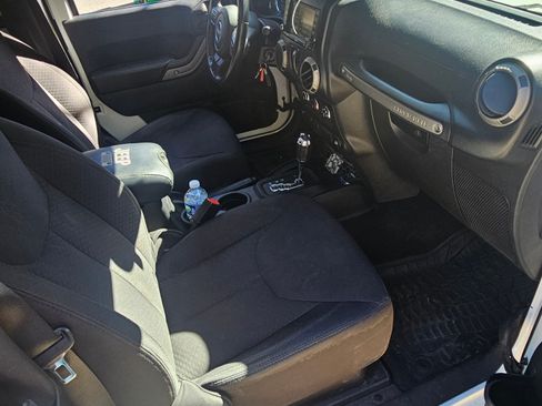 Used 2014 Jeep Wrangler Sport w/ Power Convenience Group image 6