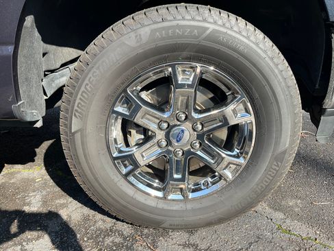 Used 2021 Ford F150 Lariat w/ Equipment Group 502A High image 16