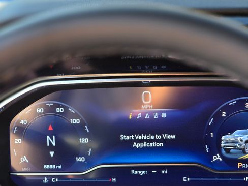 Used 2025 Chevrolet Silverado 2500 LT w/ Safety Package image 5