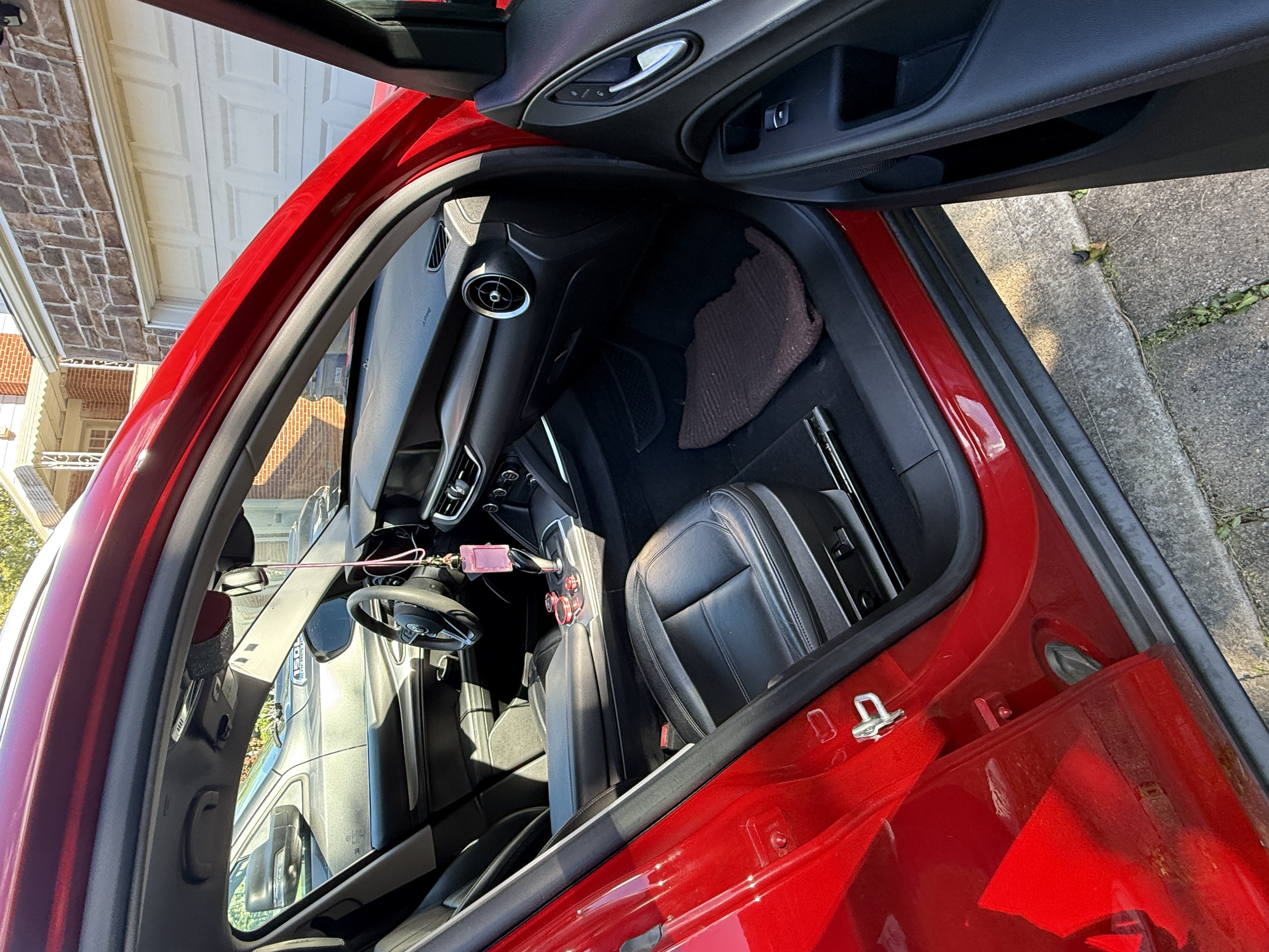 Used 2018 Alfa Romeo Stelvio AWD image 8
