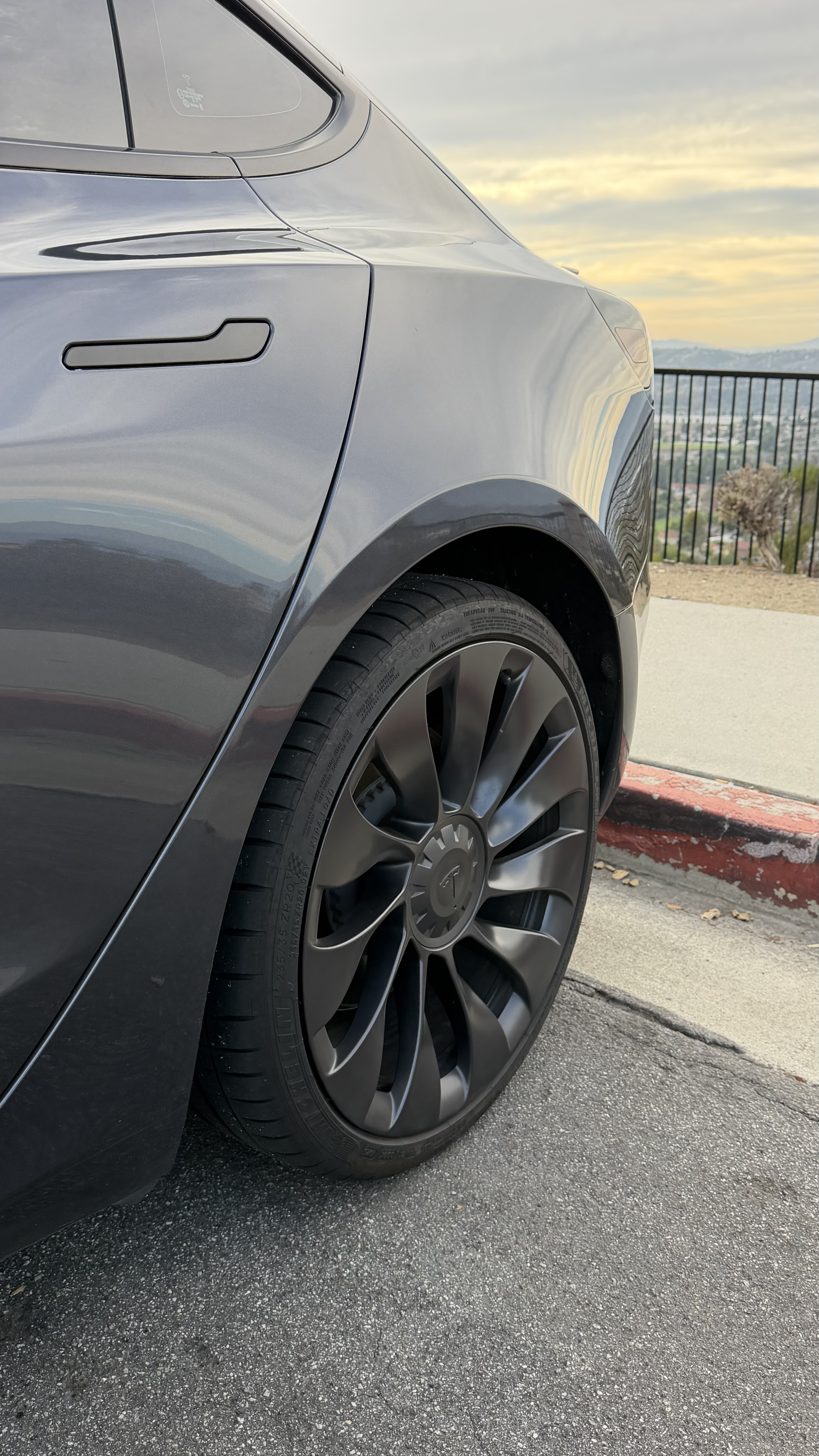 Used 2023 Tesla Model 3 Performance AWD/4WD image 23