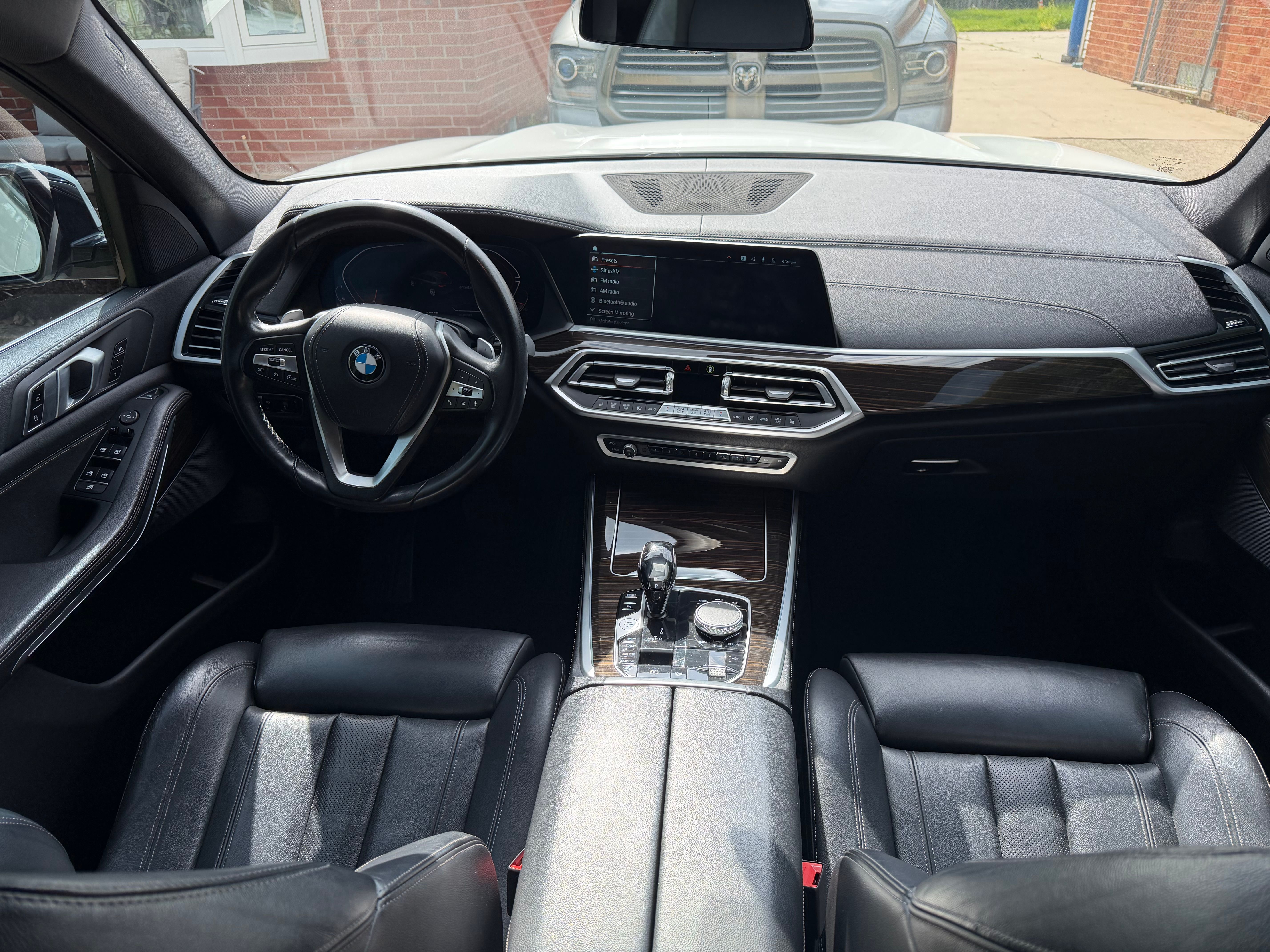 Used 2021 BMW X5 xDrive40i w/ Convenience Package AWD/4WD image 11