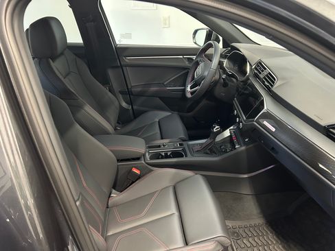 Used 2025 Audi Q3 2.0T Premium Plus image 6