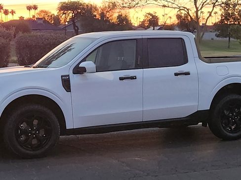 Used 2023 Ford Maverick XLT w/ FX4 Off-Road Package image 4