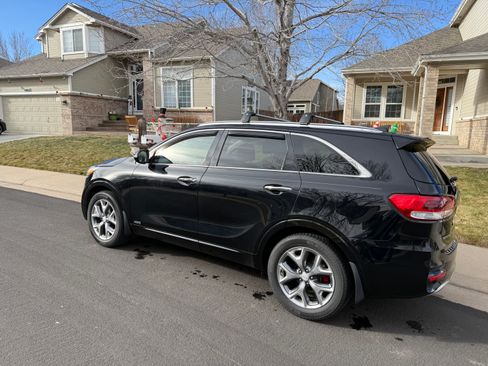 Used 2017 Kia Sorento SX image 4