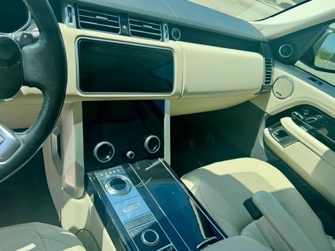 Used 2018 Land Rover Range Rover Supercharged AWD/4WD image 5