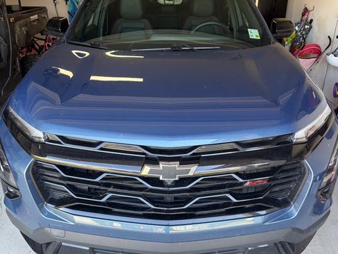 Used 2025 Chevrolet Equinox RS w/ Safety and Technology Package FWD image 4