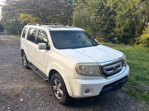 Used 2011 Honda Pilot EX-L image 2