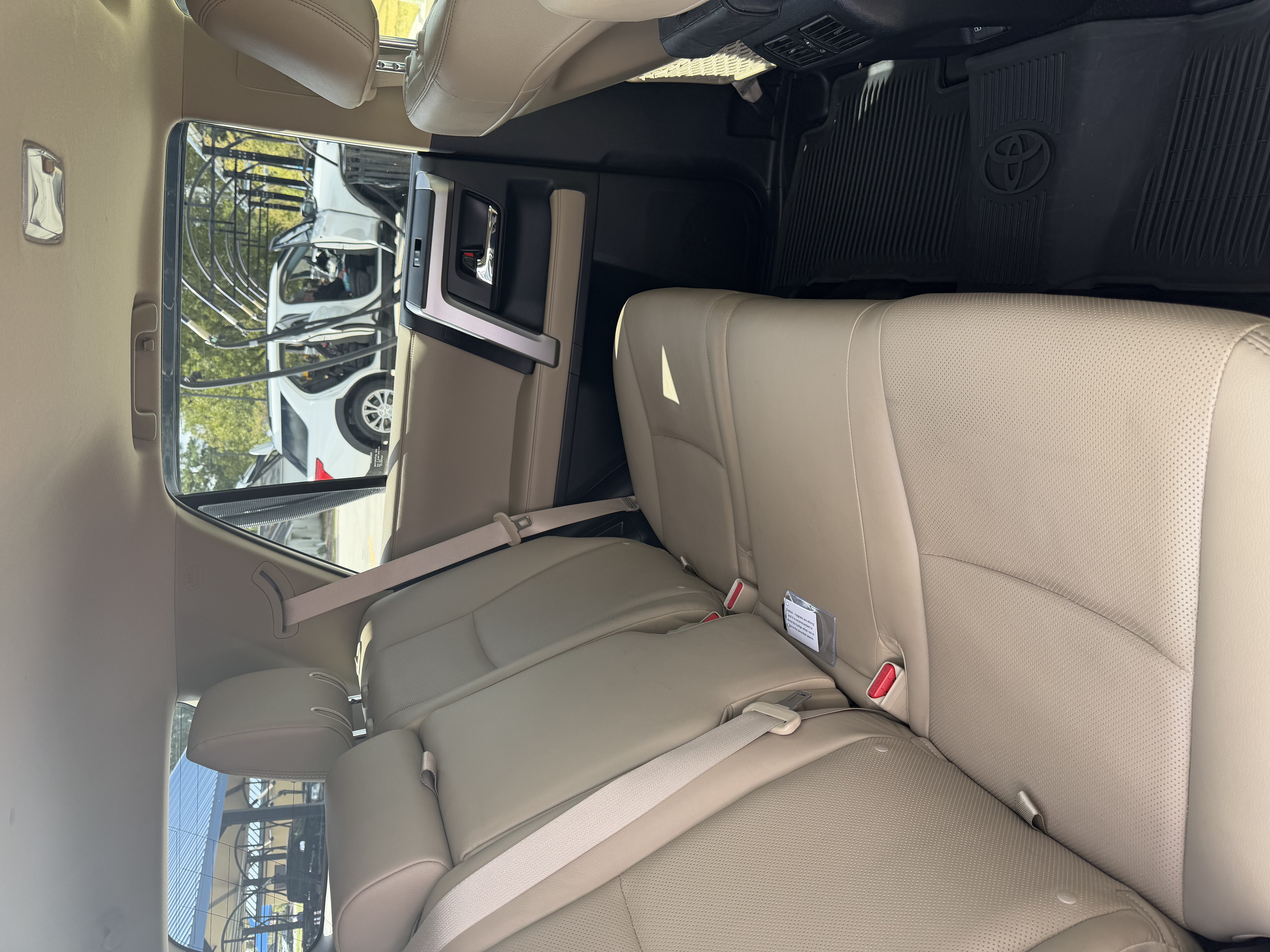 Used 2023 Toyota 4Runner Limited AWD/4WD image 10