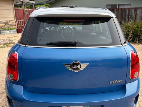 Used 2012 MINI Cooper Countryman S FWD image 2
