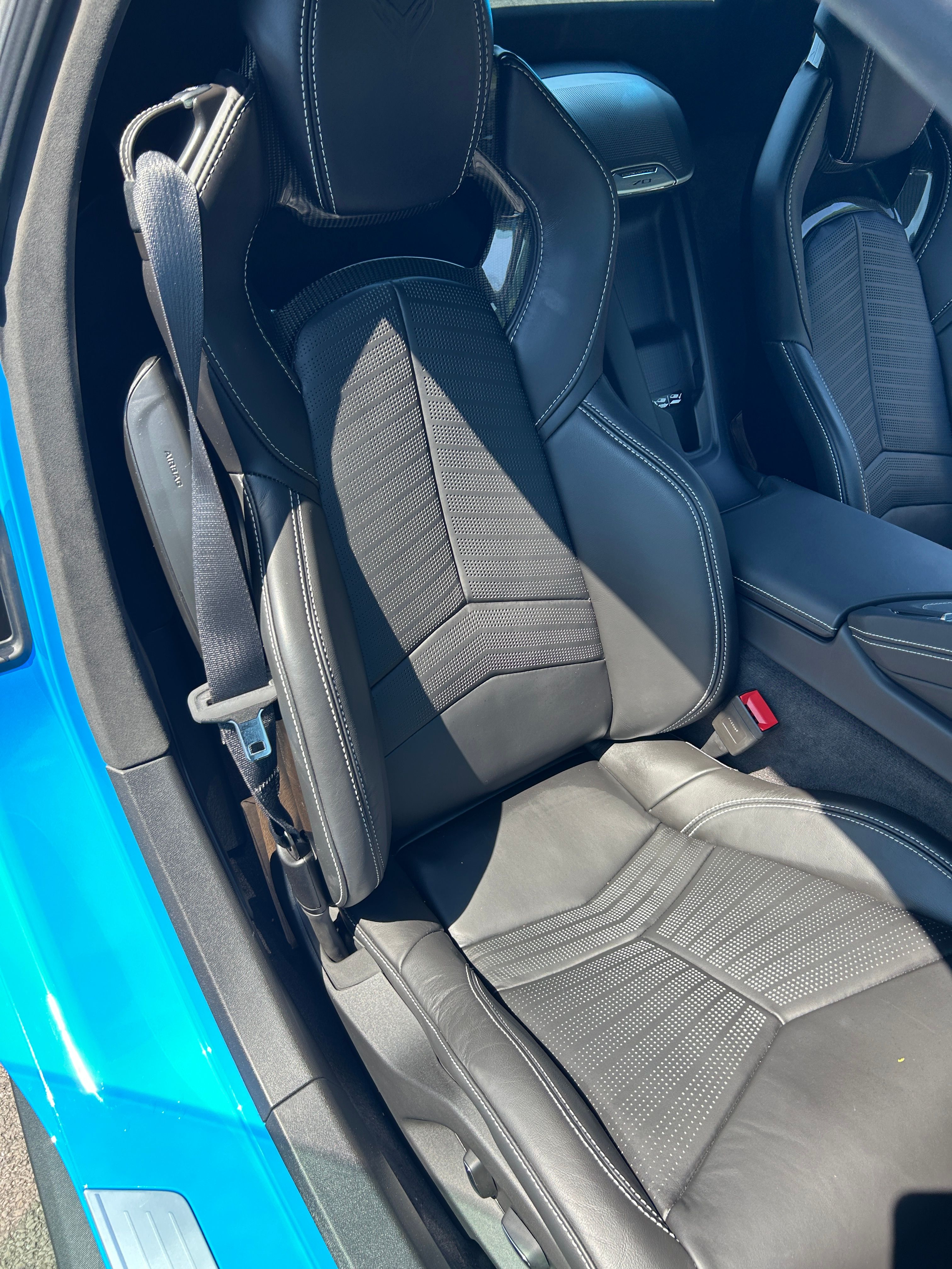 Used 2023 Chevrolet Corvette Stingray Premium Conv w/ Z51 Performance Package RWD image 13