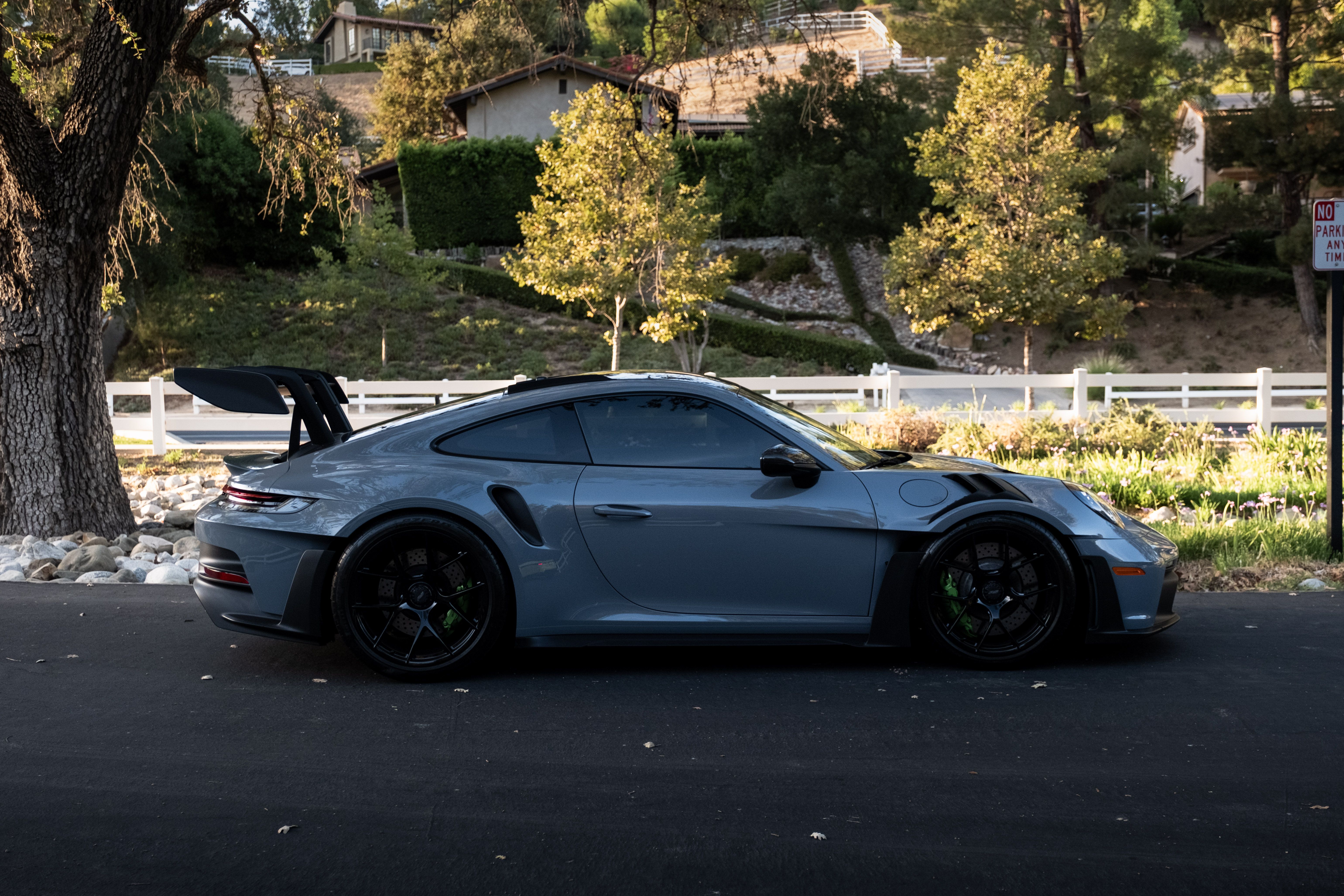 Used 2024 Porsche 911 GT3 RS RWD image 4