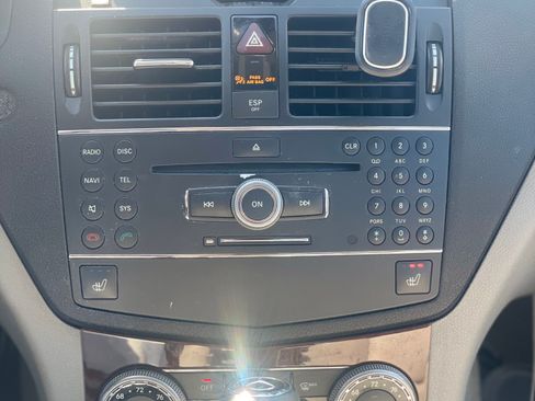 Used 2008 Mercedes-Benz C 300 C 300 4MATIC Luxury Sedan 4D image 5