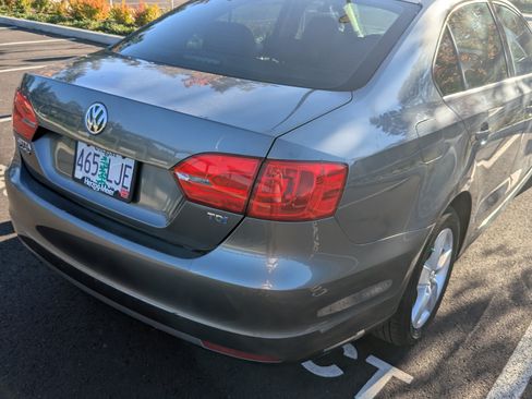Used 2013 Volkswagen Jetta TDI image 4