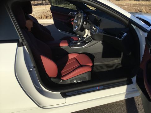 Used 2022 BMW 430i Coupe w/ M Sport Package image 21