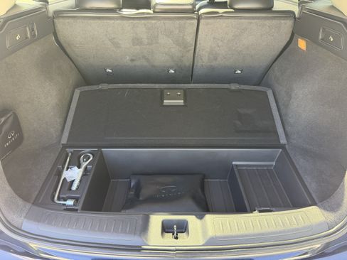 Used 2019 INFINITI QX50 Essential w/ Premium Heat Package FWD image 28