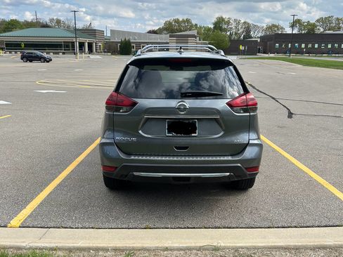 Used 2018 Nissan Rogue S w/ S Value Package AWD/4WD image 1