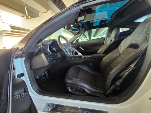 Used 2016 Chevrolet Corvette Z06 w/ 2LZ Preferred Equipment Group image 15