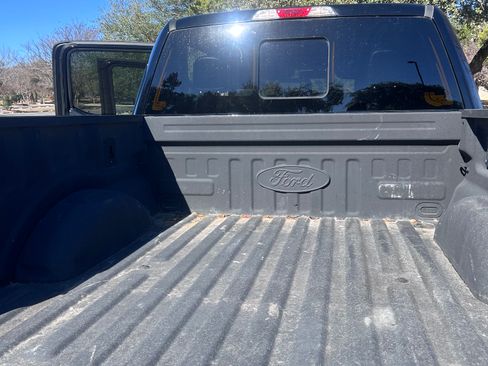 Used 2018 Ford F150 Lariat image 23