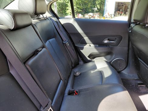 Used 2011 Chevrolet Cruze LTZ FWD image 8