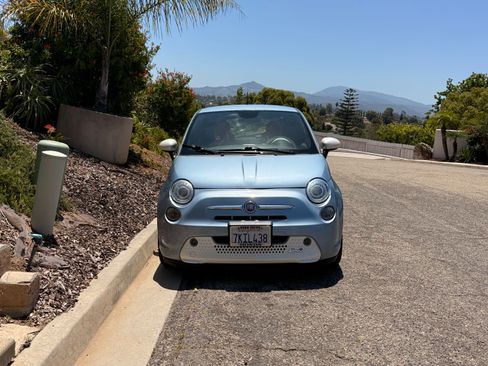 Used 2015 FIAT 500 e FWD image 5