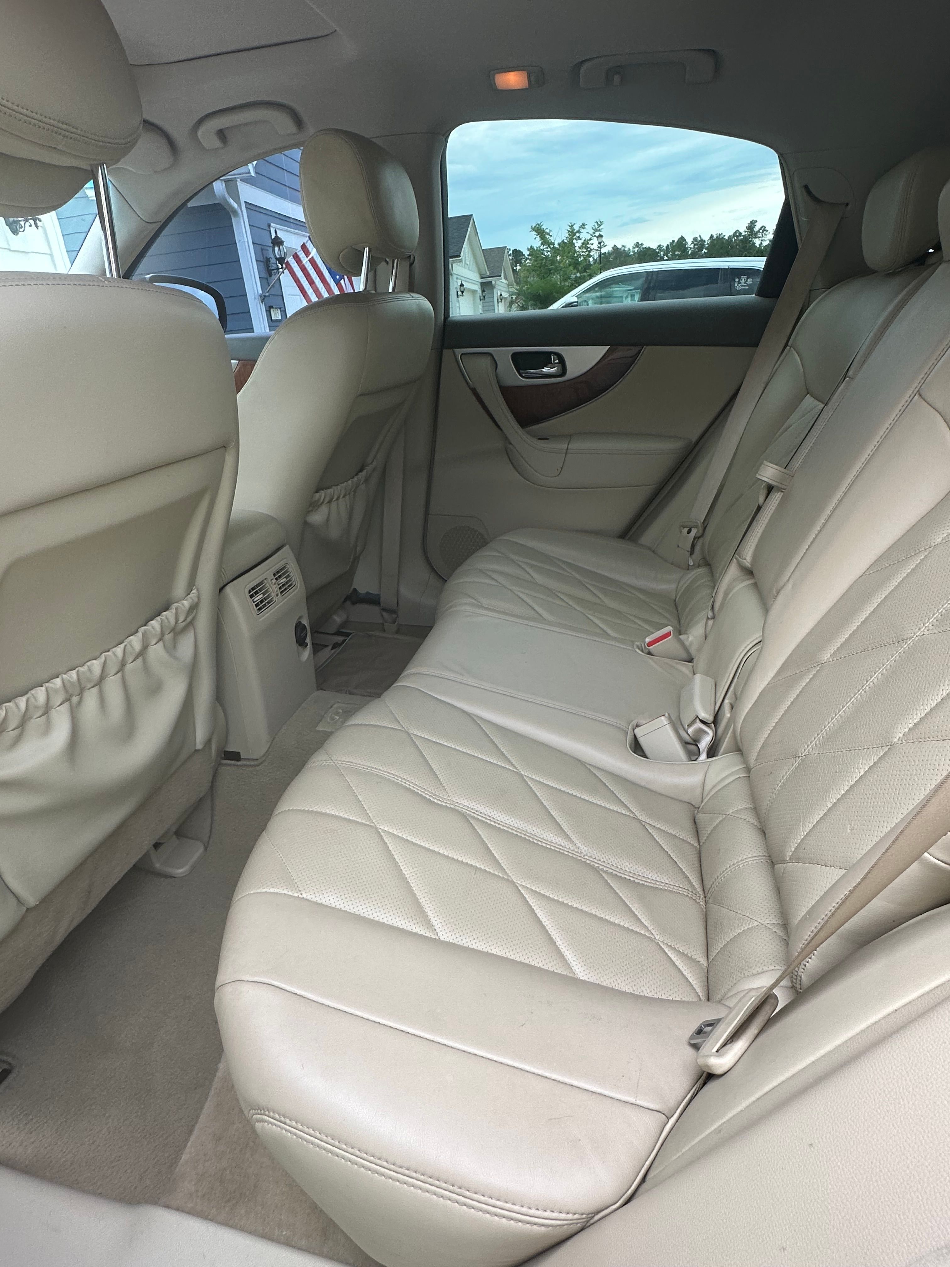Used 2015 INFINITI QX70 AWD w/ Premium Package image 22