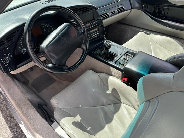Used 1996 Chevrolet Corvette Convertible RWD image 13