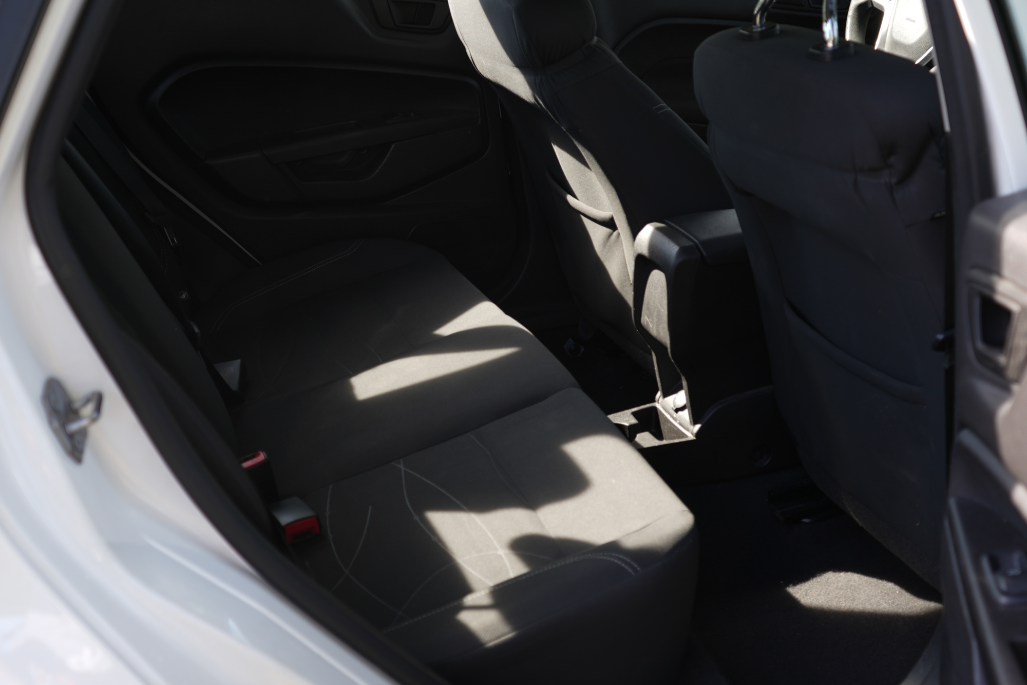 Used 2017 Ford Fiesta SE FWD image 6