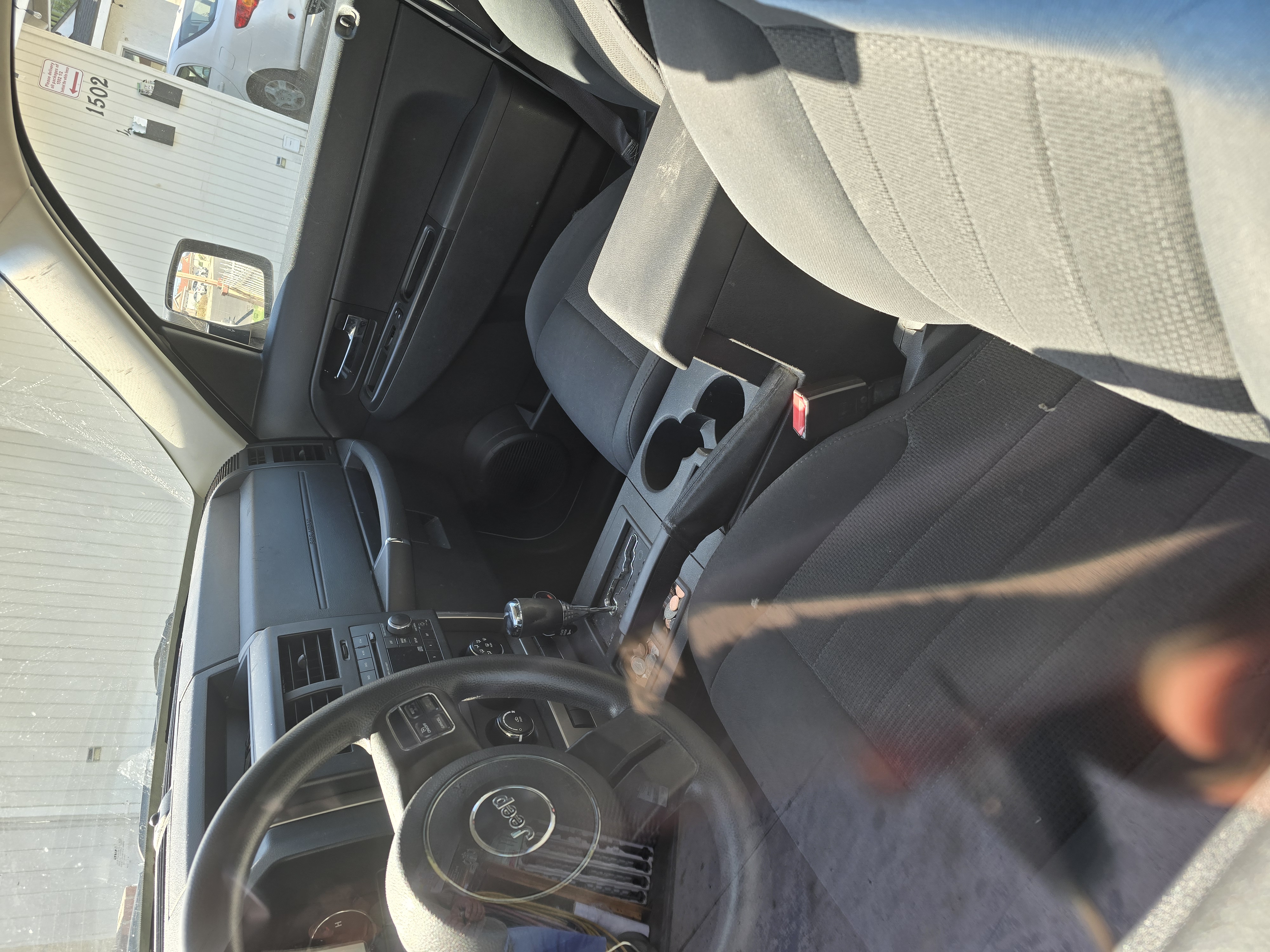 Used 2012 Jeep Liberty Sport RWD image 4