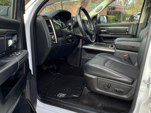 Used 2015 RAM 1500 Sport w/ Convenience Group image 9