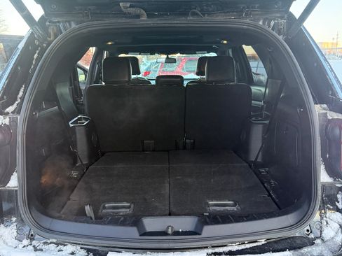 Used 2017 Ford Explorer XLT w/ Equipment Group 202A image 15