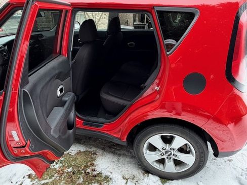 Used 2019 Kia Soul image 13