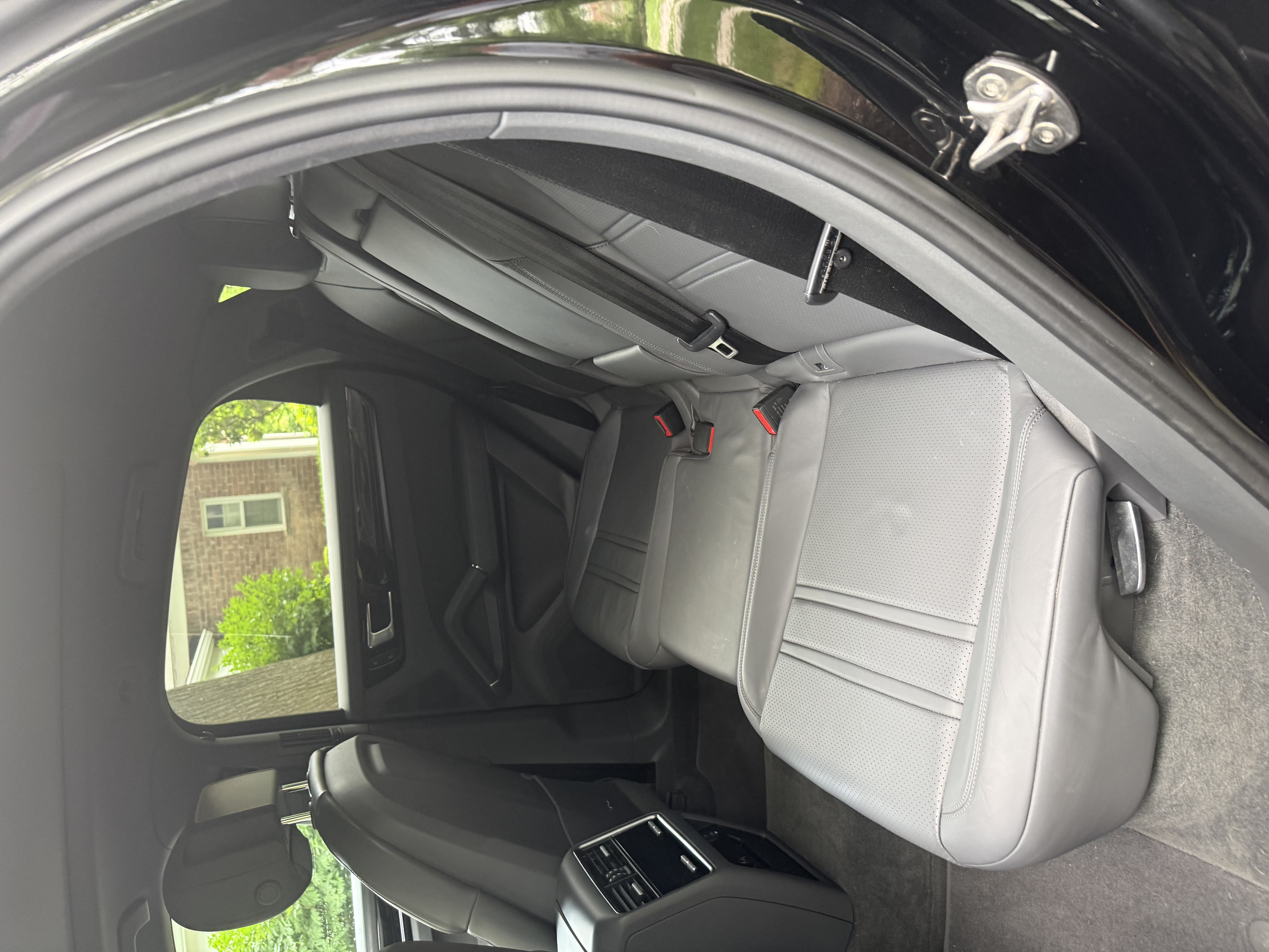 Used 2020 Porsche Cayenne AWD/4WD image 6