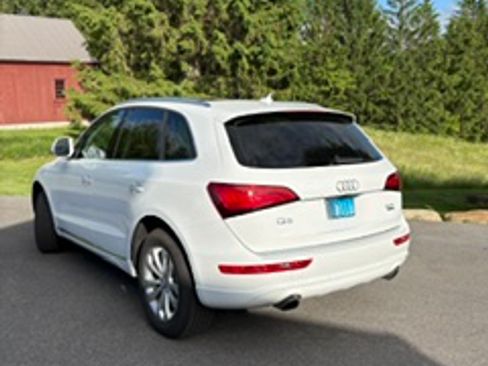 Used 2015 Audi Q5 2.0T Premium Plus w/ Technology Package AWD/4WD image 12