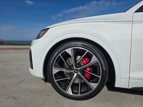 Used 2021 Audi SQ5 Premium Plus w/ Premium Plus Package image 11