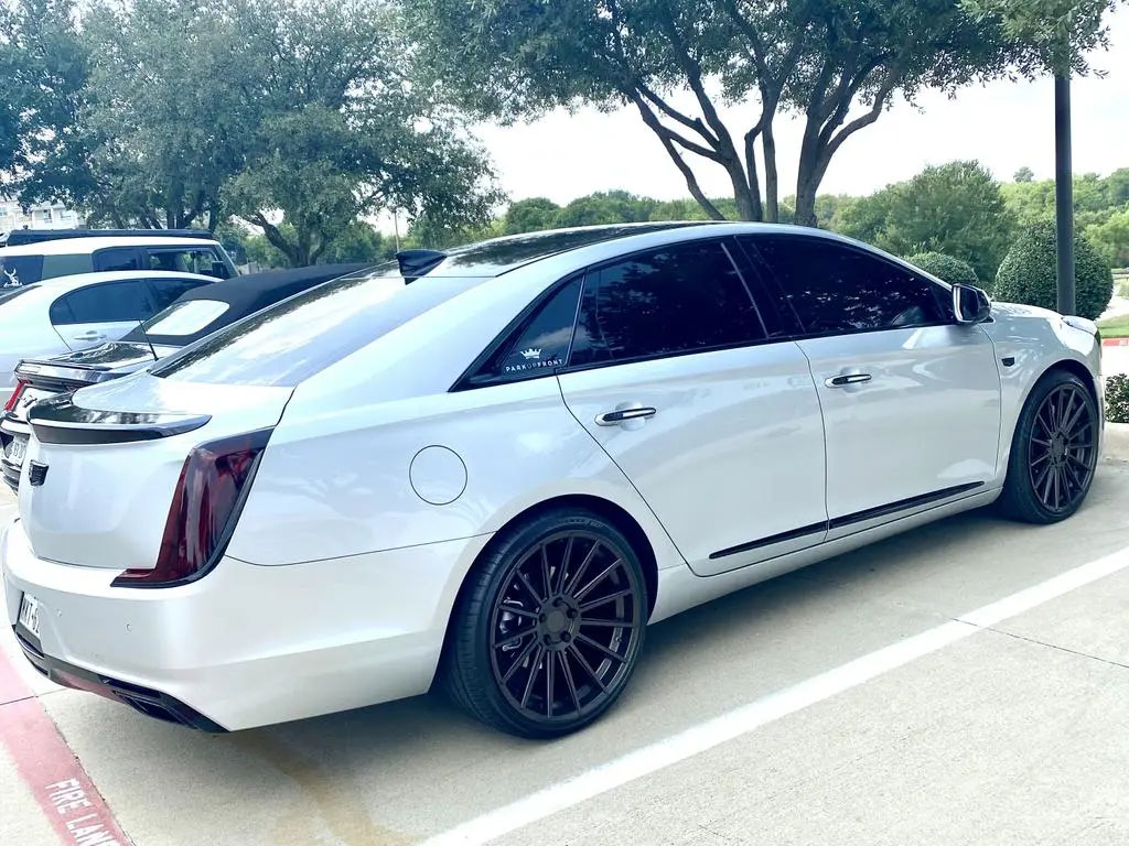Used 2018 Cadillac XTS Luxury FWD image 5