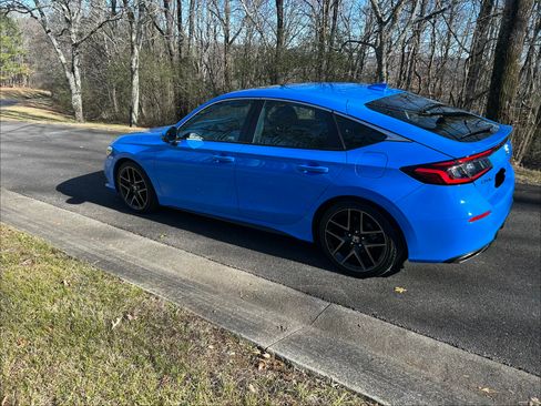 Used 2023 Honda Civic Sport Touring image 11