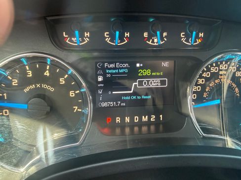Used 2013 Ford F150 XLT w/ Luxury Equipment Group AWD/4WD image 10