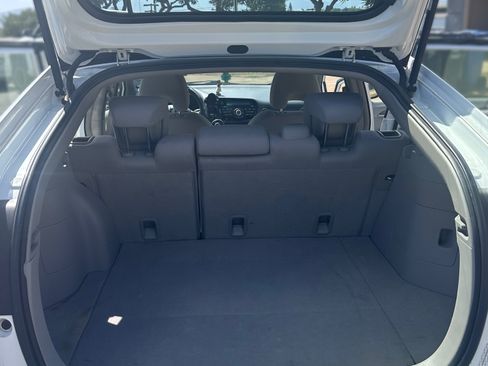 Used 2014 Honda Insight LX image 18